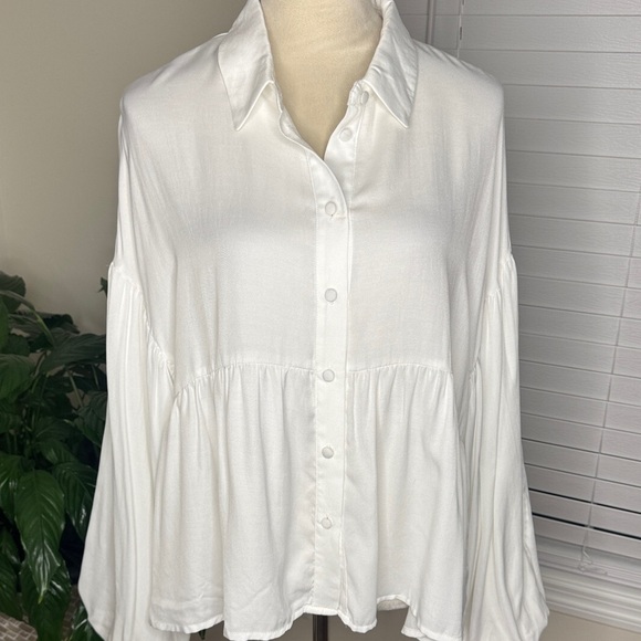 Altar'd State Tops - Altar'd State White Peplum Button-Down Blouse